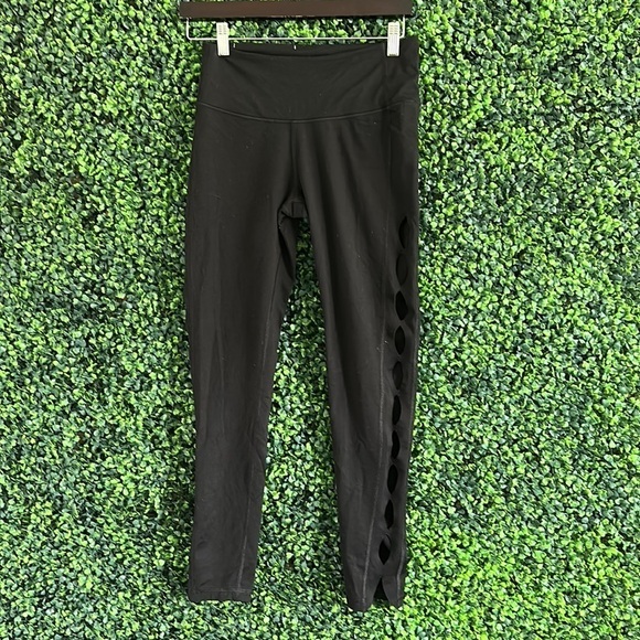 Victoria Sport Leggings - Picture 4 of 6